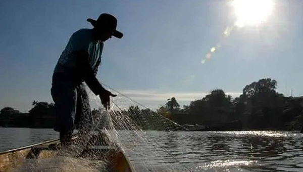 Mais de 9 mil pescadores do Acre vão receber o auxílio extraordinário por conta da seca extrema de 2024